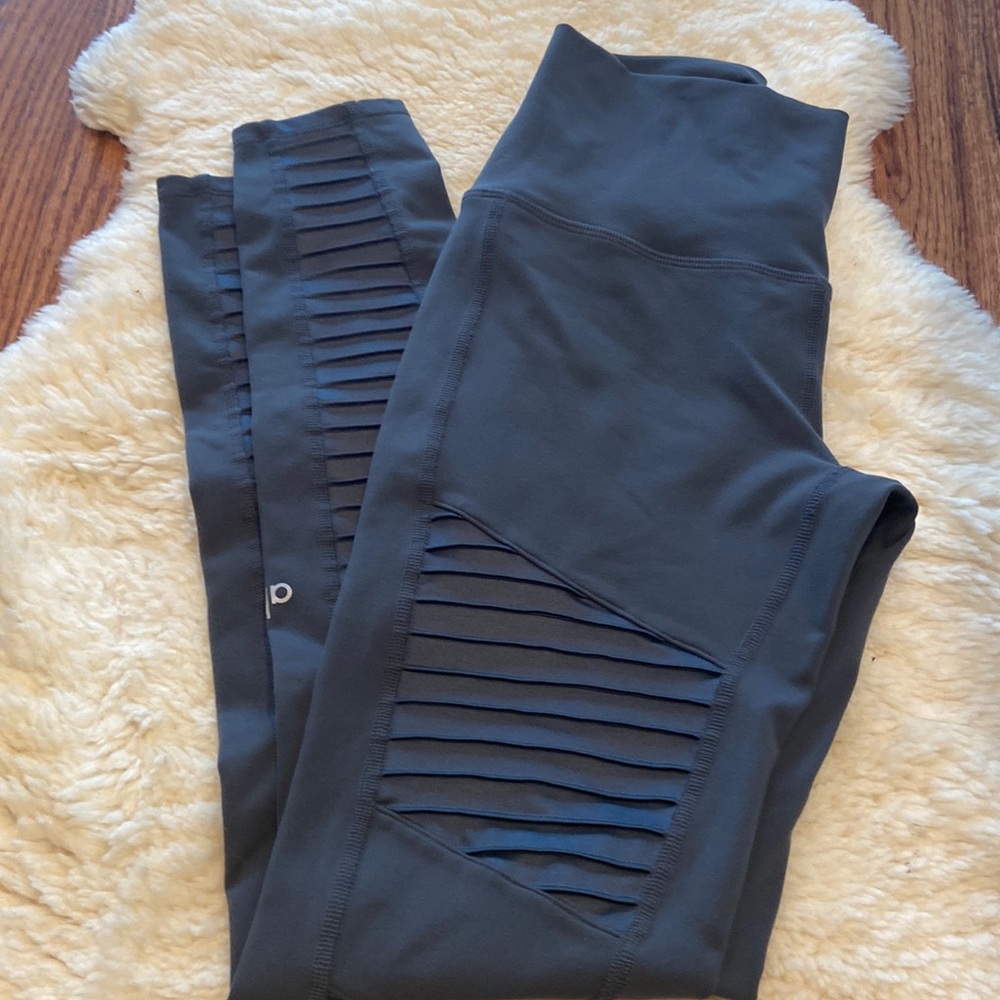 Alo Moto Leggings